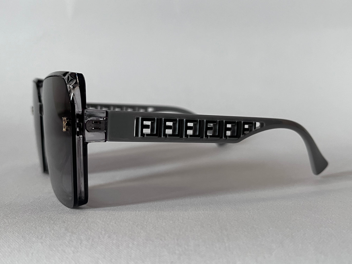 SHADOW GREY GLASS LUXE SHADES