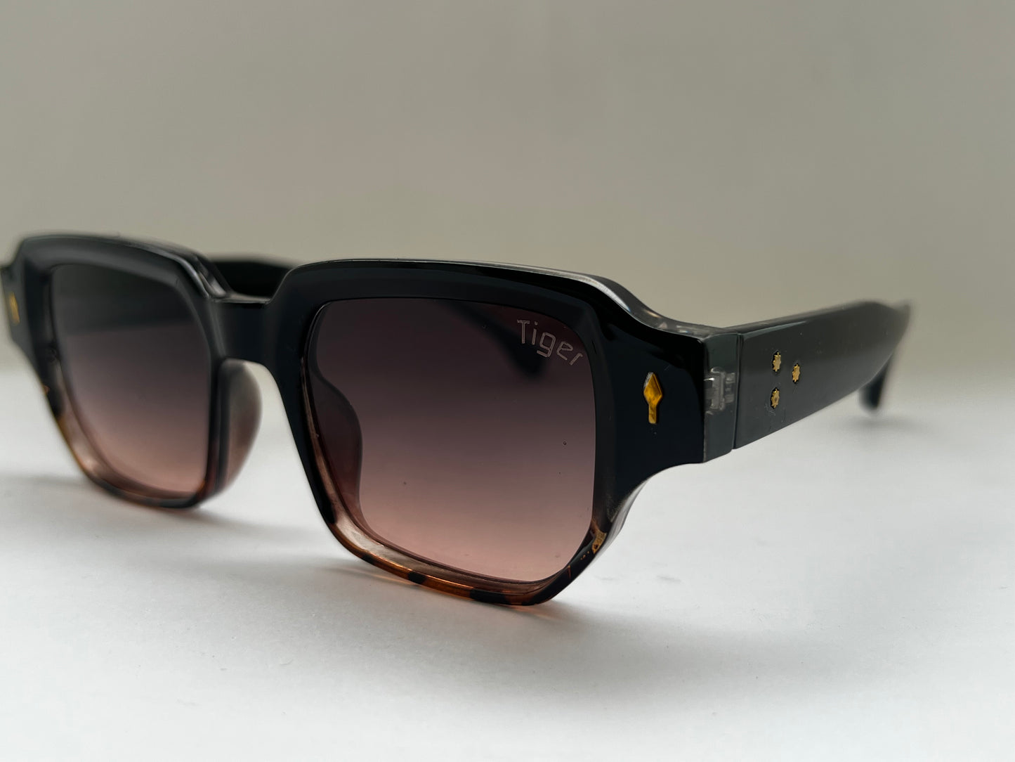 ONYX GRADIENT TORTOISE SHELL LUXE SHADES