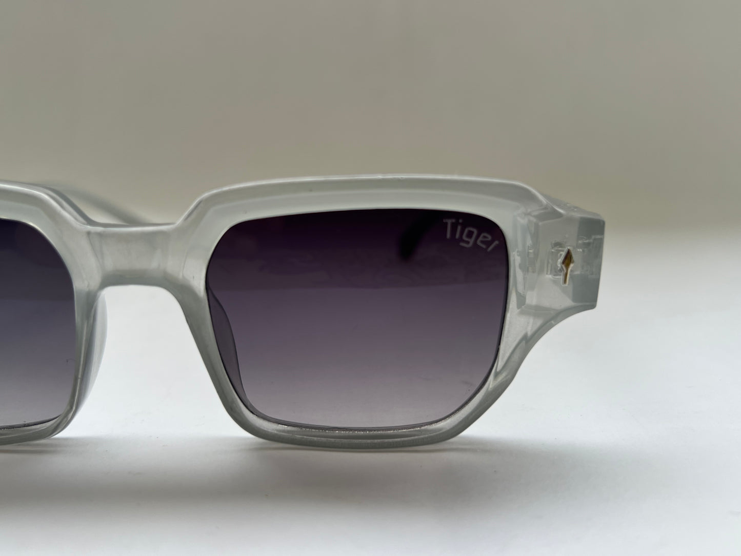 MIST SQUARE HYBRID SHADES