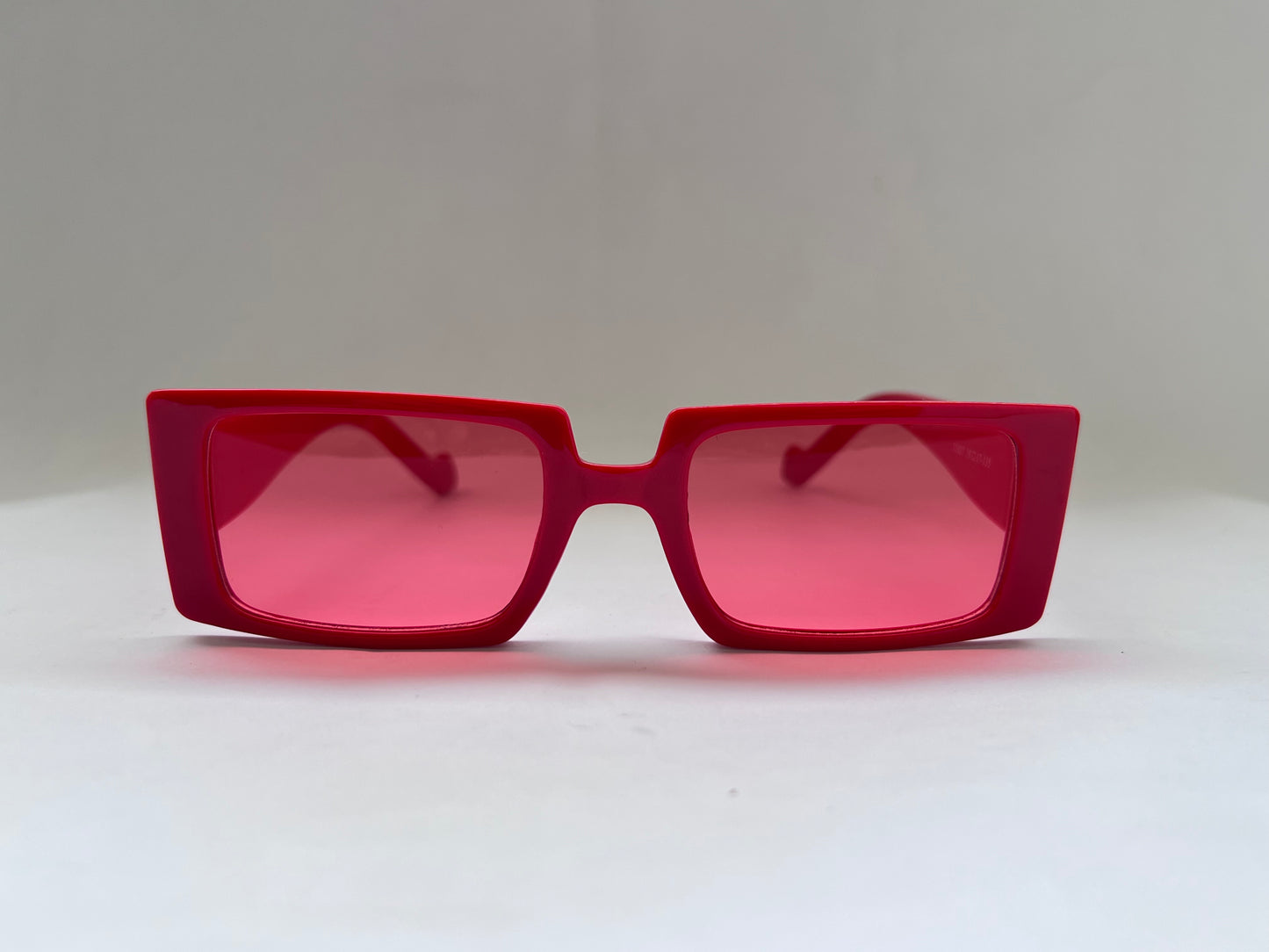 CRIMSON LUXE SHADES