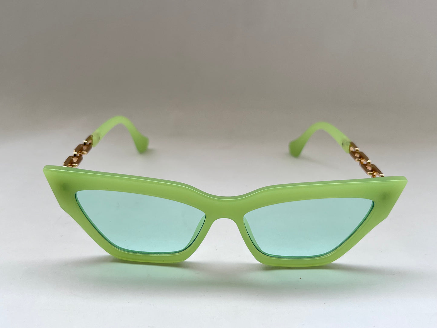 GRASSHOPPER FT.GOLD CHAIN GREEN SHADES