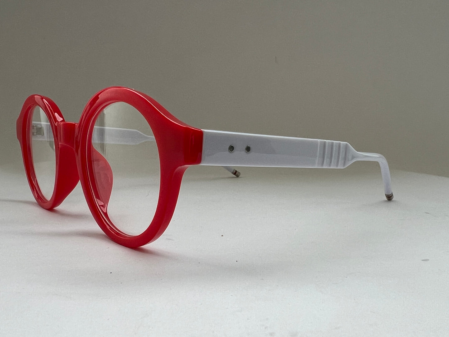 RED N WHITE CLEAR POP FRAMES