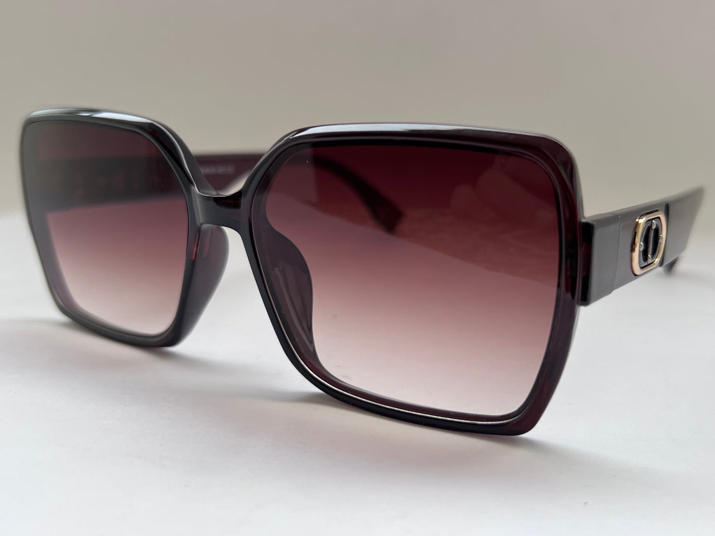 BERRY EDGE SQUARE LUXE SHADES