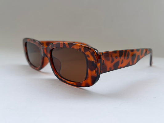 WIDE LEAPORD PRINT BROWN SUNGLASSES