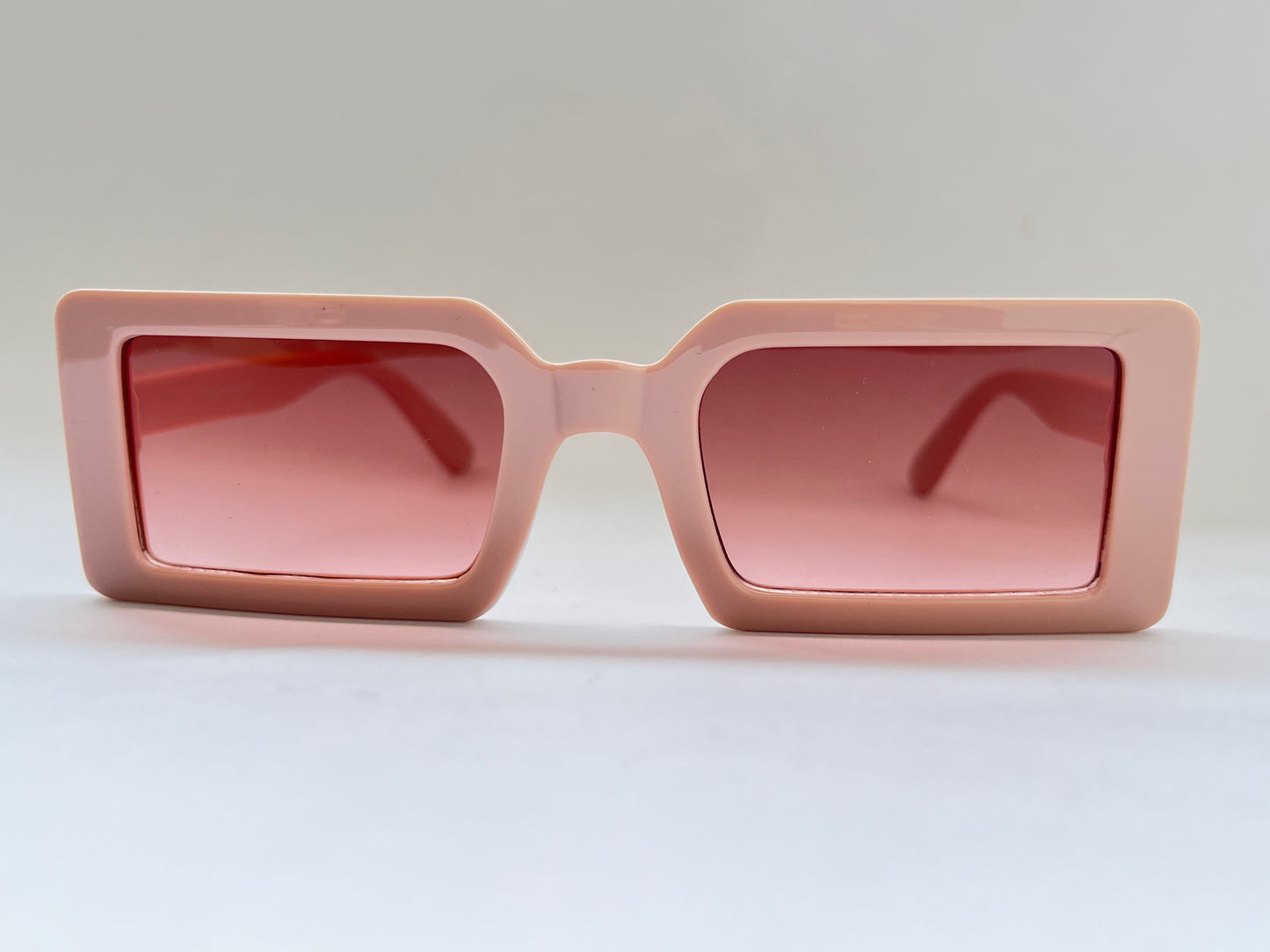 BLUSH MODE BABY PINK SHADES