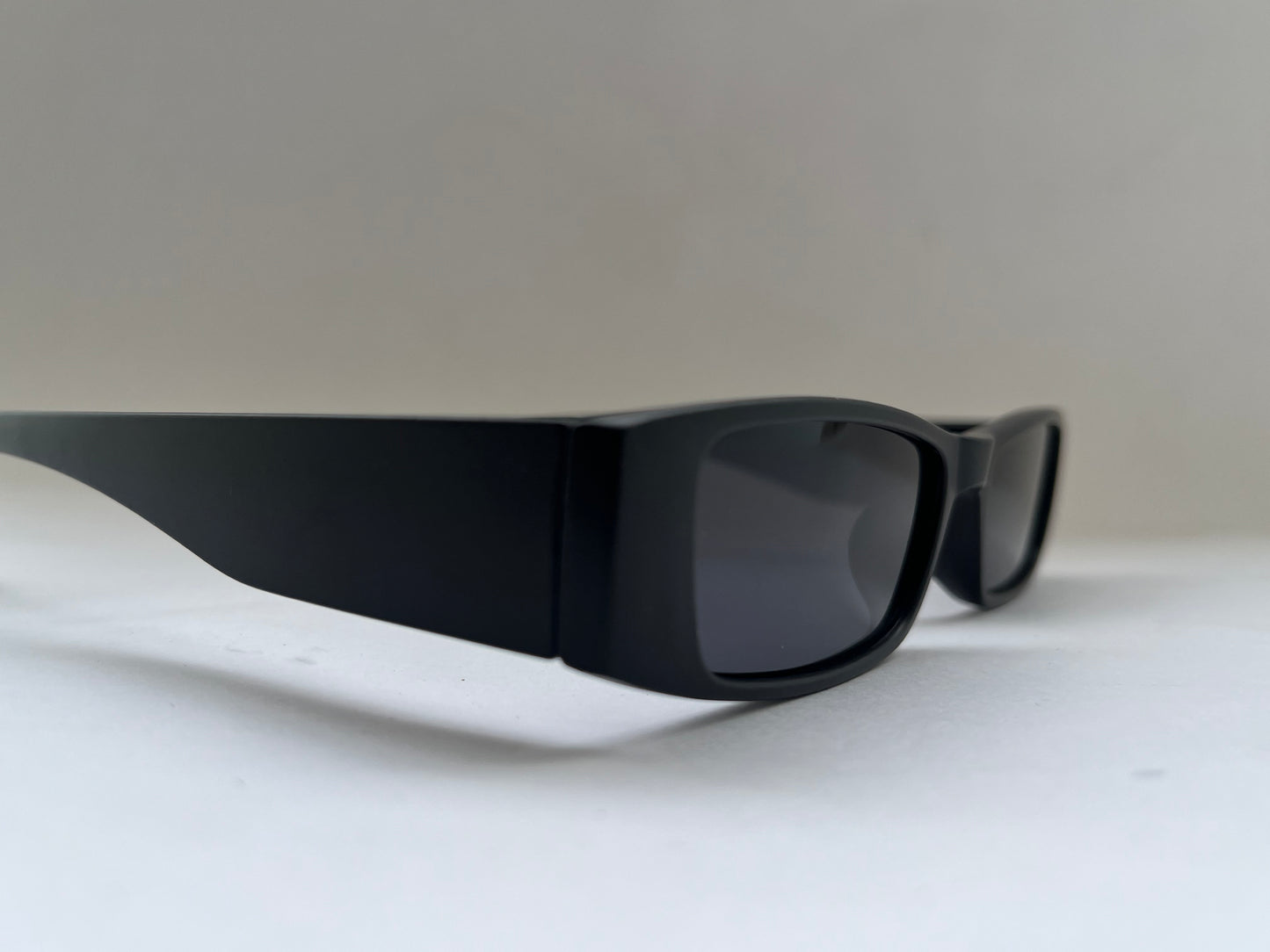 SHADOW BLACK MAXX SHADES