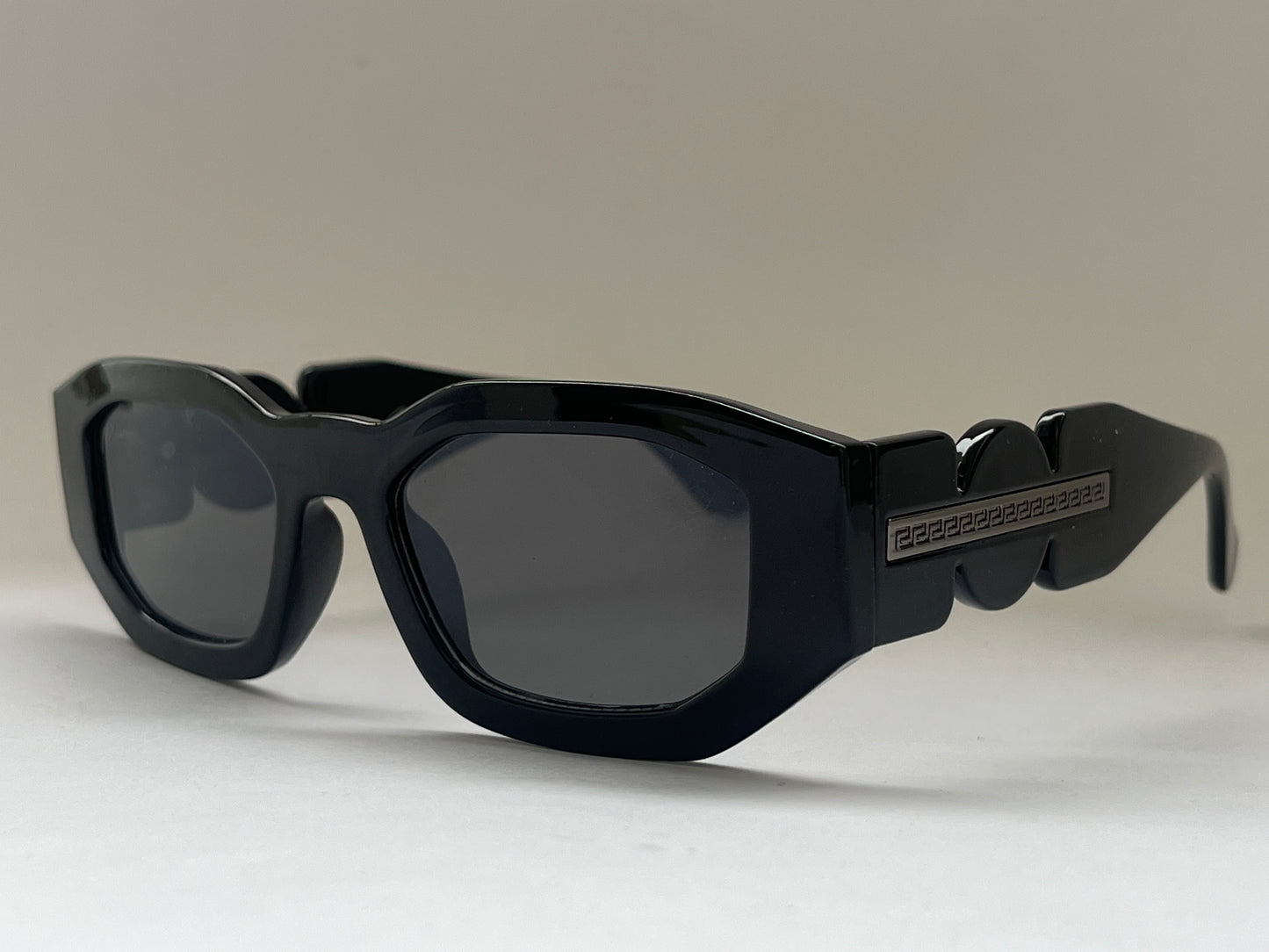 NOIR EDGE LUXE BLACK SHADES