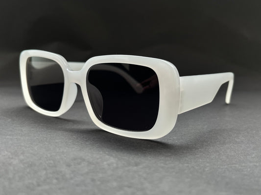 CLOUD WHITE SQUARE CHUNK SUNGLASSES