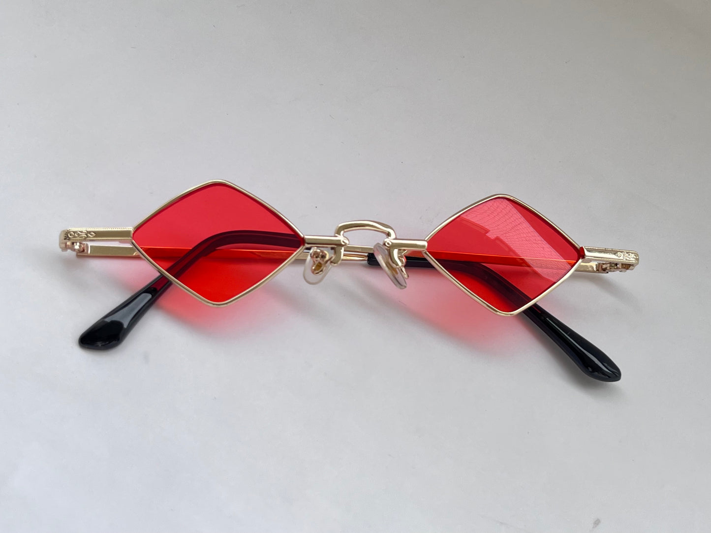 RED EYE MINI RHOMBUS PREMIUM SHADES