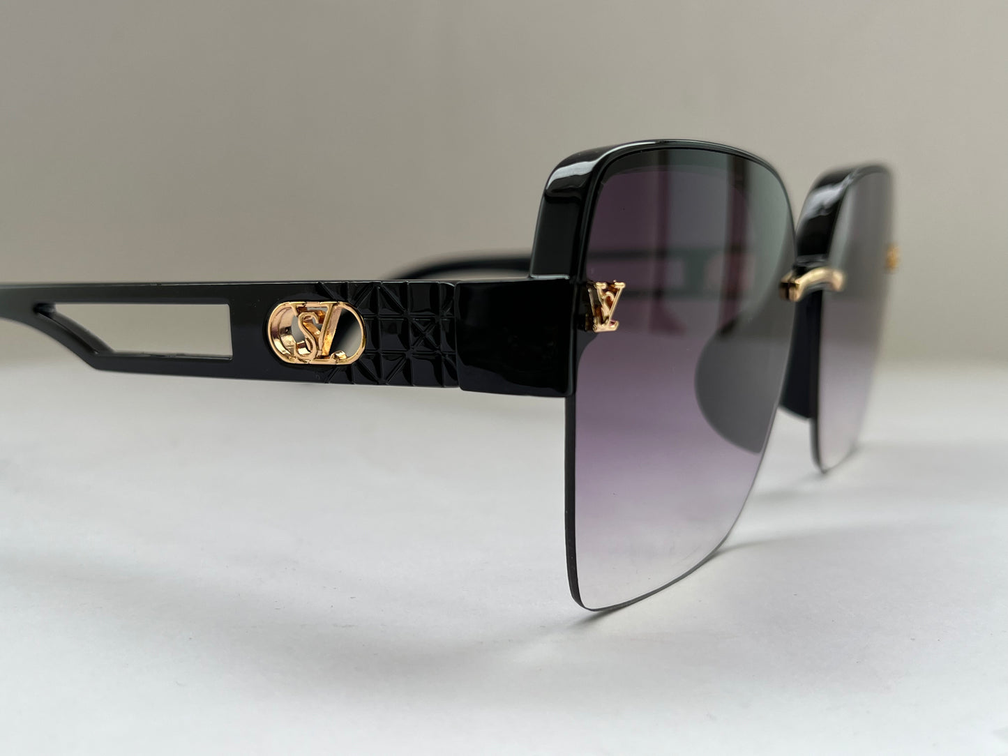 VIOLET HORIZON LUXE SHADES