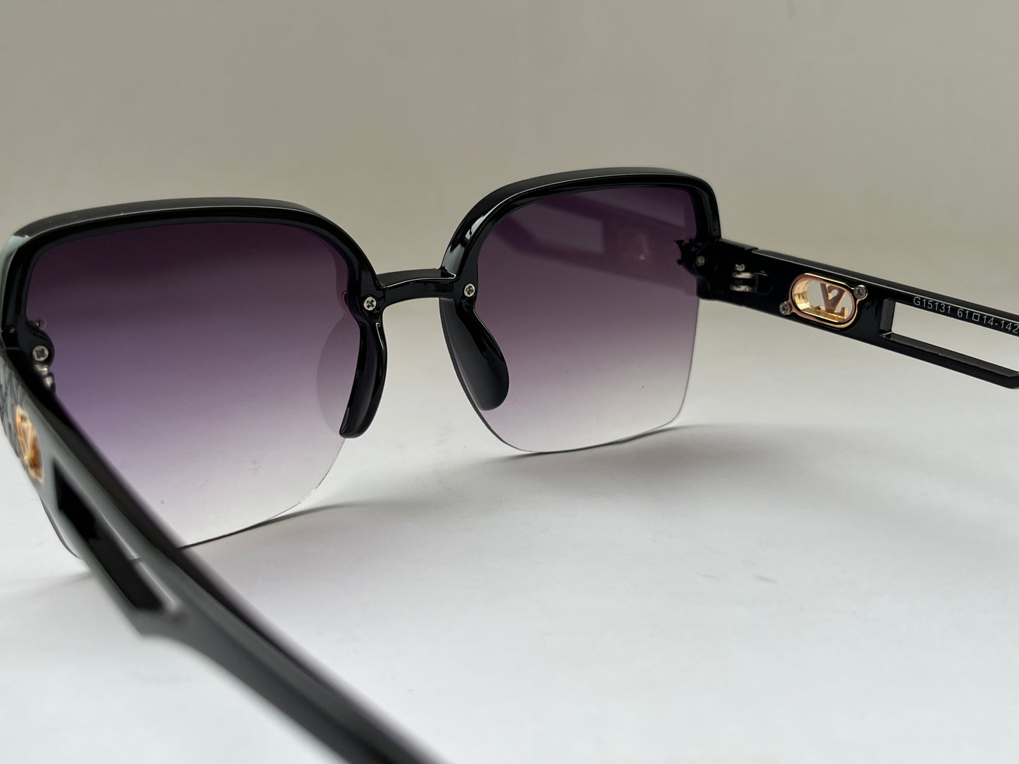 VIOLET HORIZON LUXE SHADES