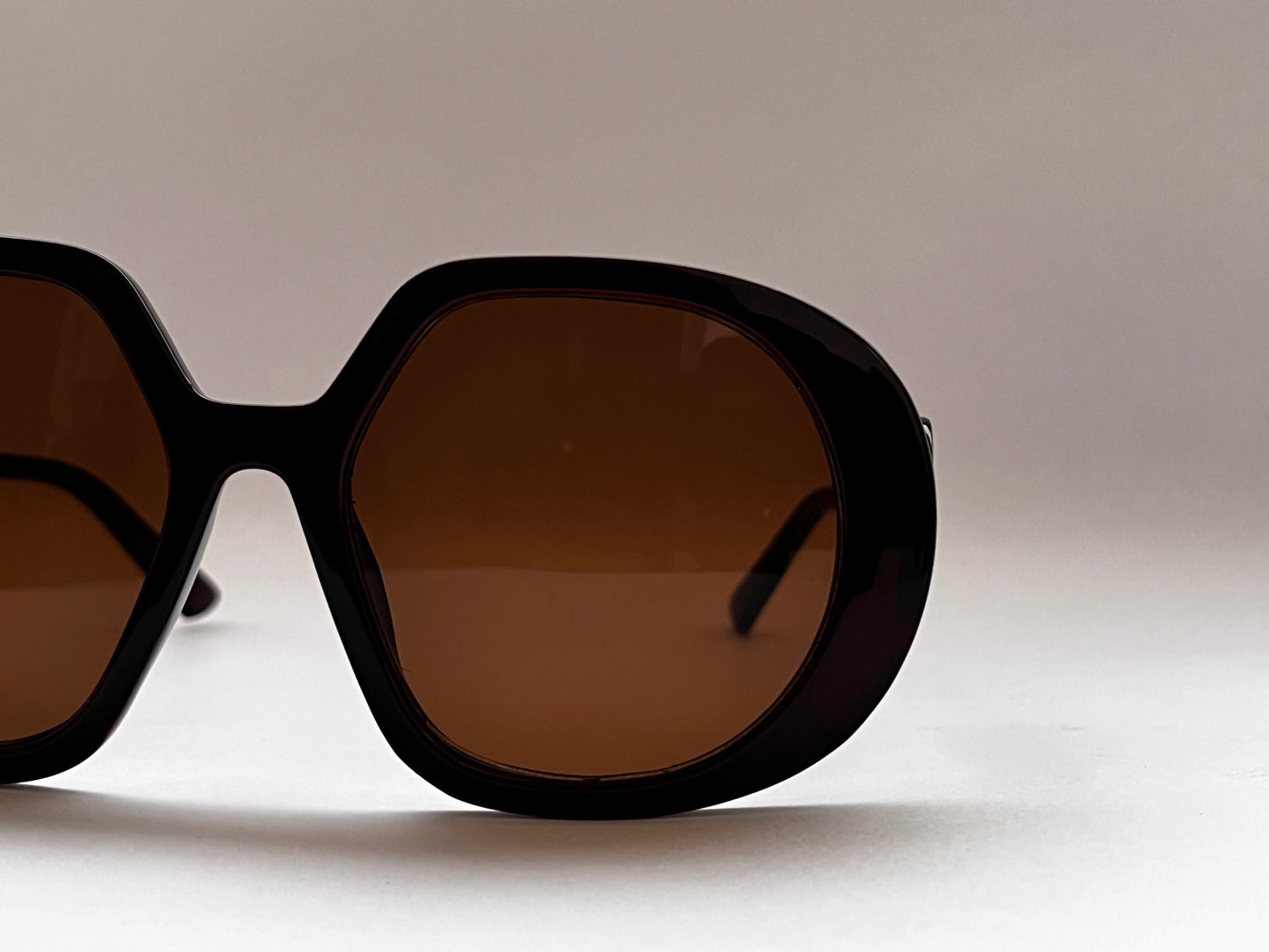 D-EDGE CHUNKY BROWN SHADES