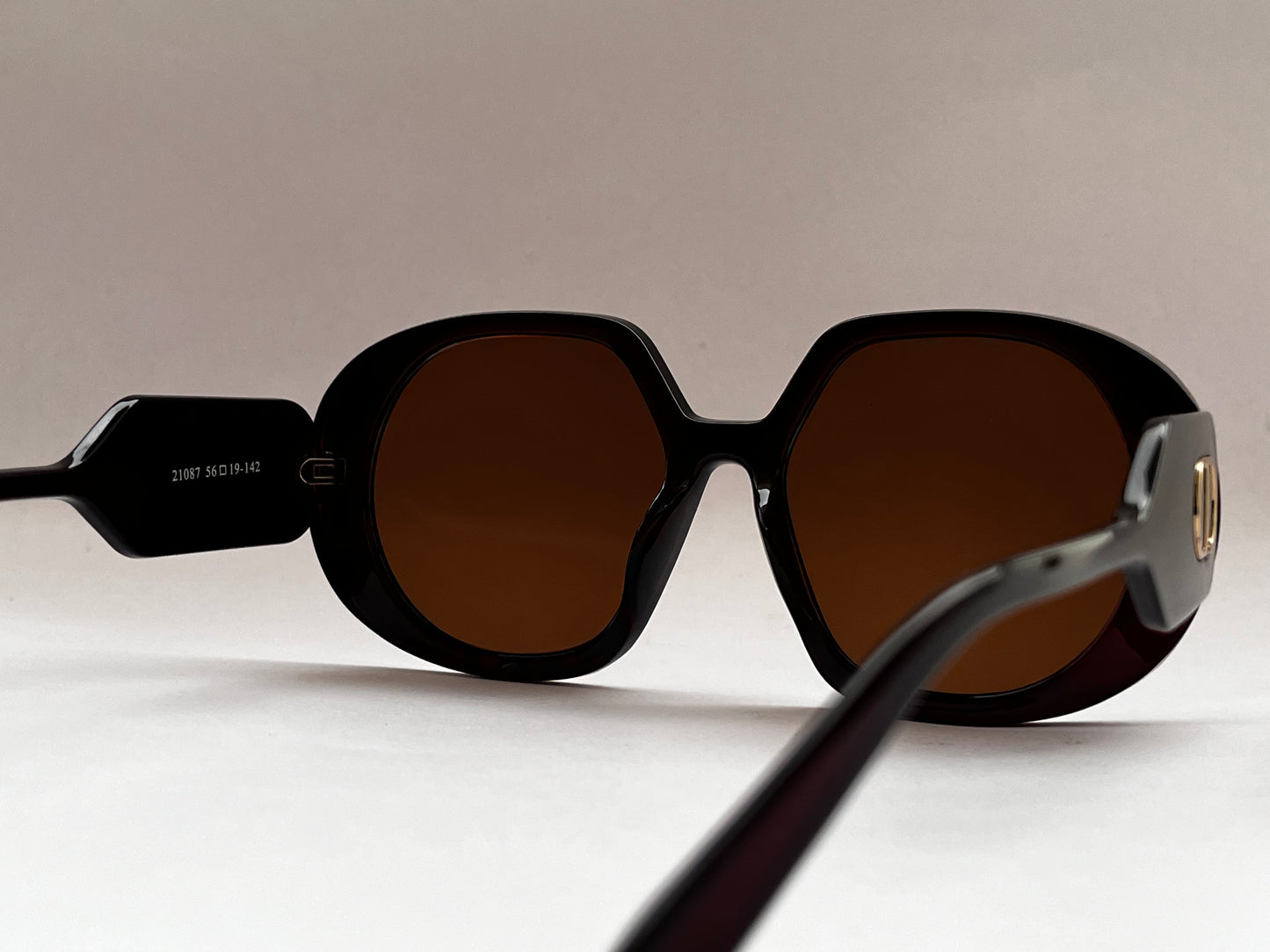 D-EDGE CHUNKY BROWN SHADES