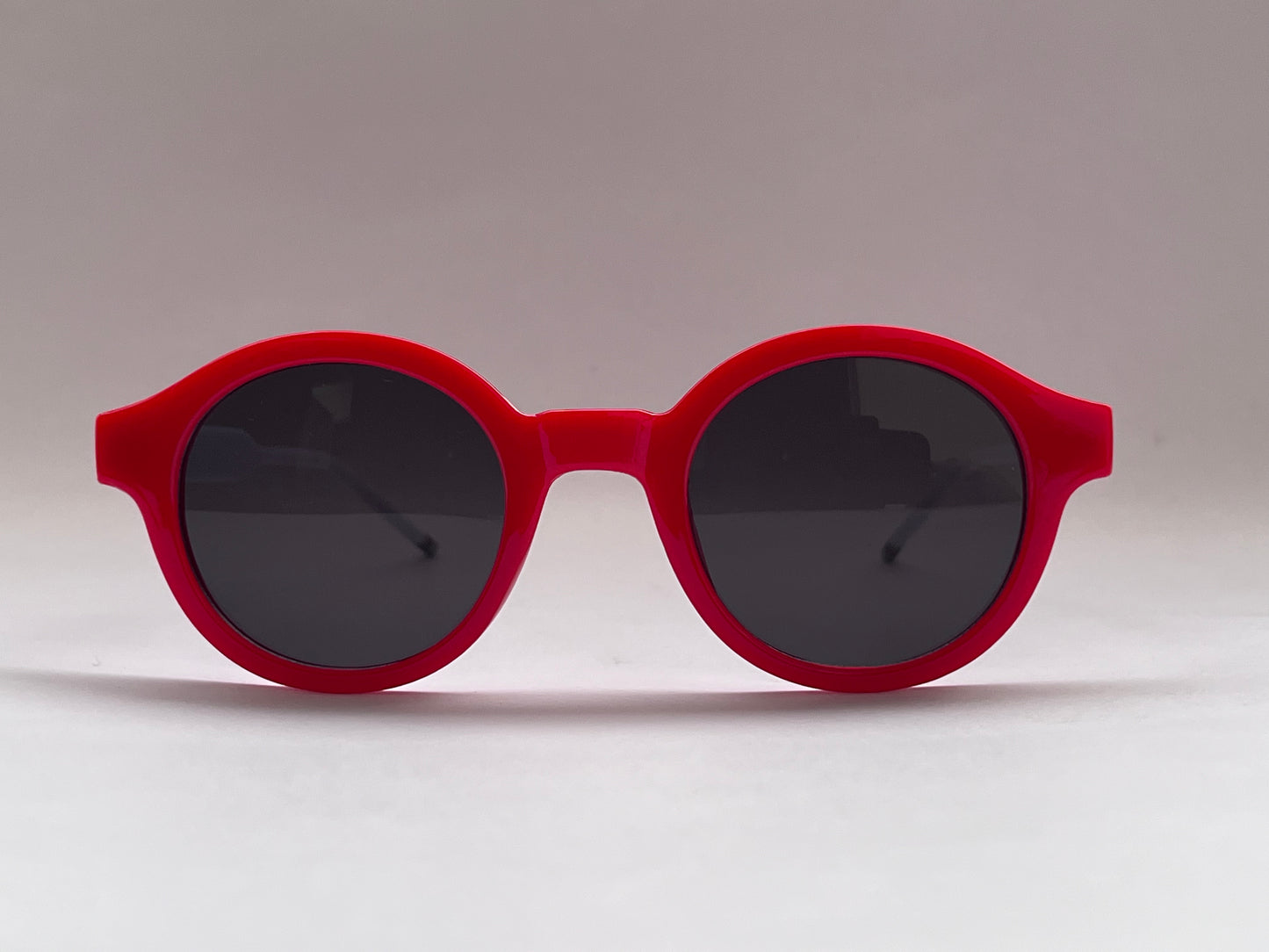 RED N WHITE POP COOL SHADES
