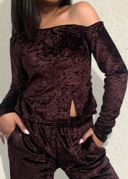 CRUSH l BROWN OFF-SHOULDER VELVET CO-ORD