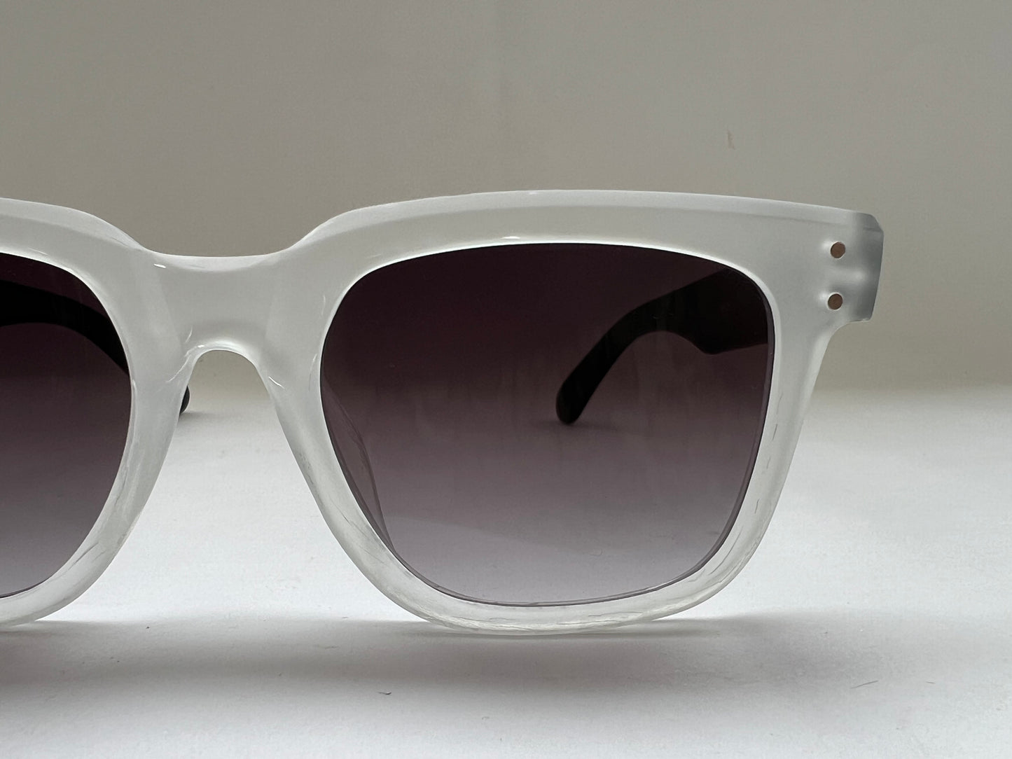 SHADOW FROST EDGE SQUARE SHADES