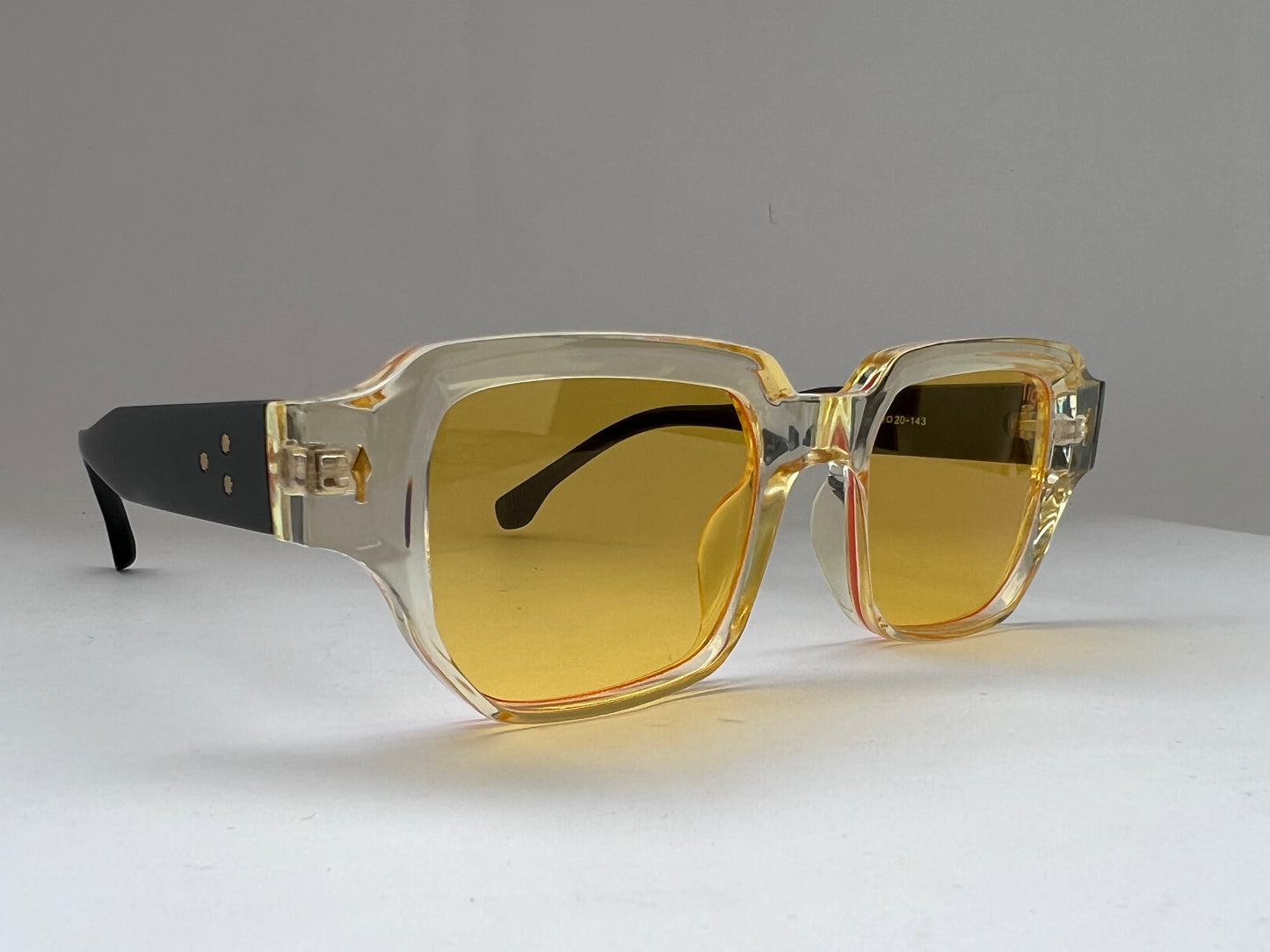 SUMMER SUN YELLOW TINTED SHADES