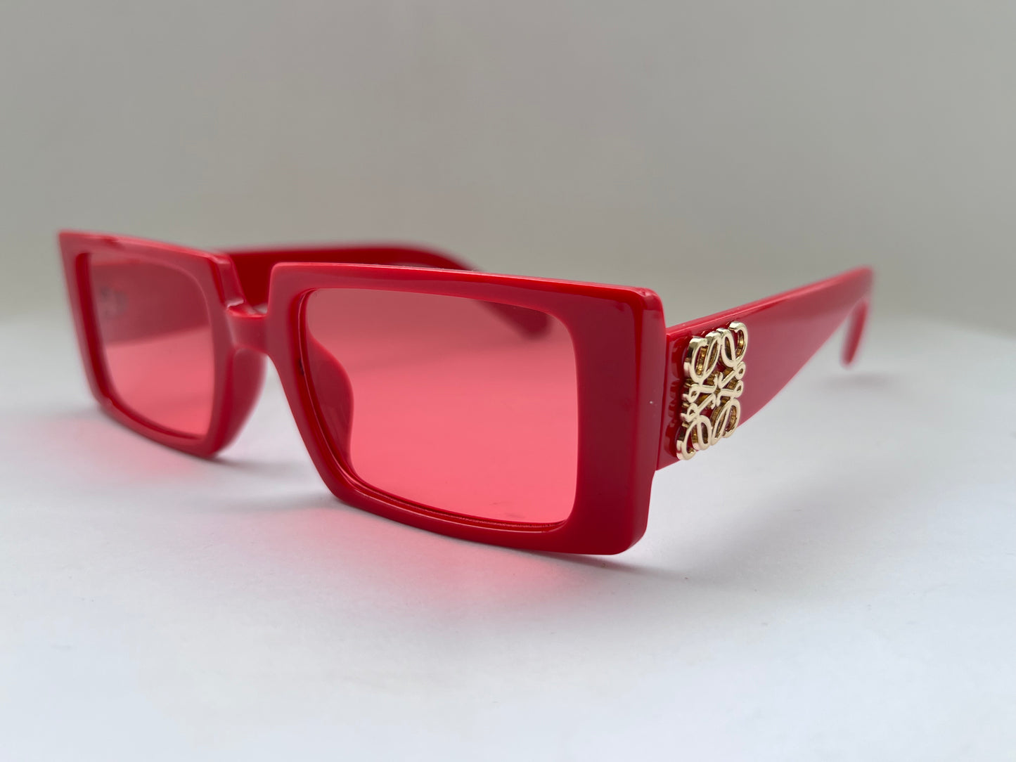 CRIMSON LUXE SHADES