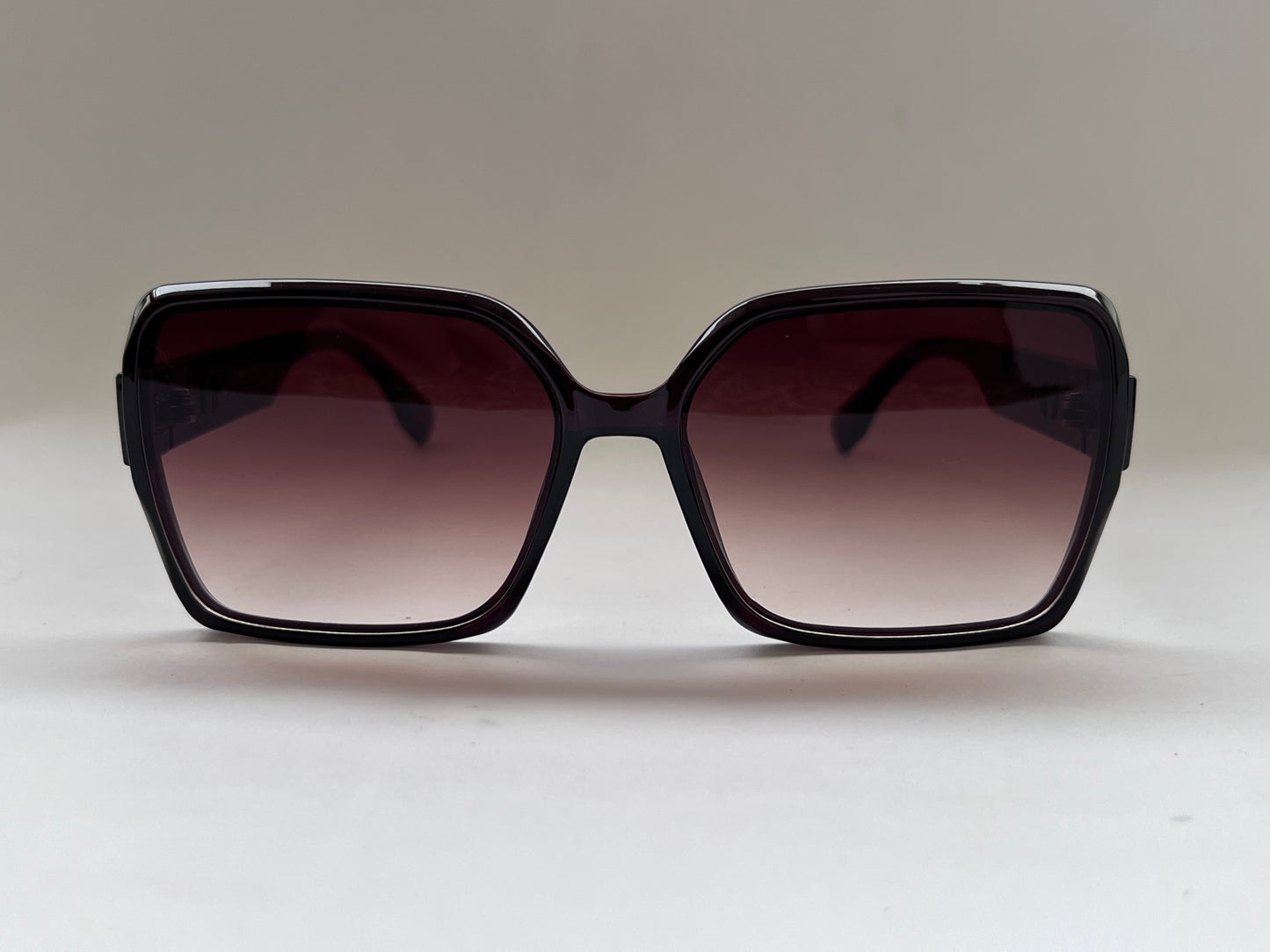 BERRY EDGE SQUARE LUXE SHADES