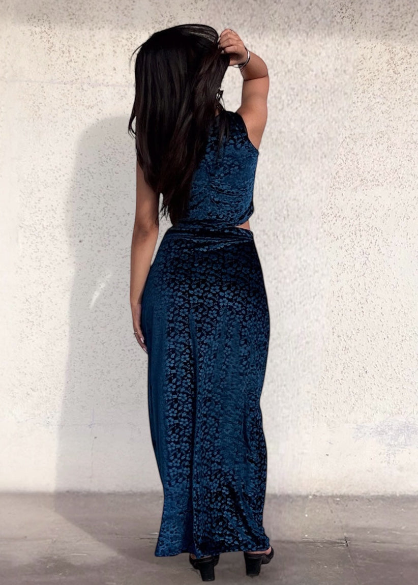 DARK BERRY l FLORAL VELVET SKIRT SET