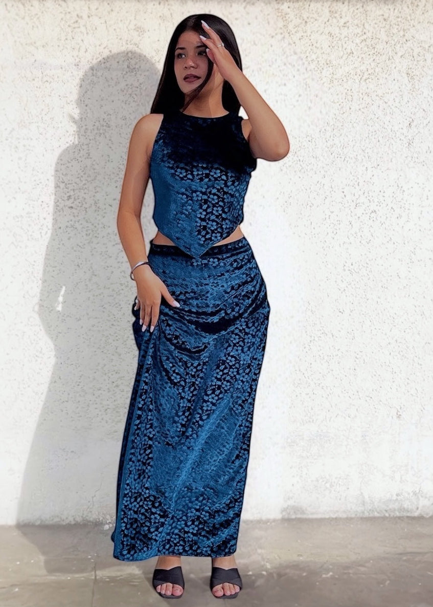 DARK BERRY l FLORAL VELVET SKIRT SET