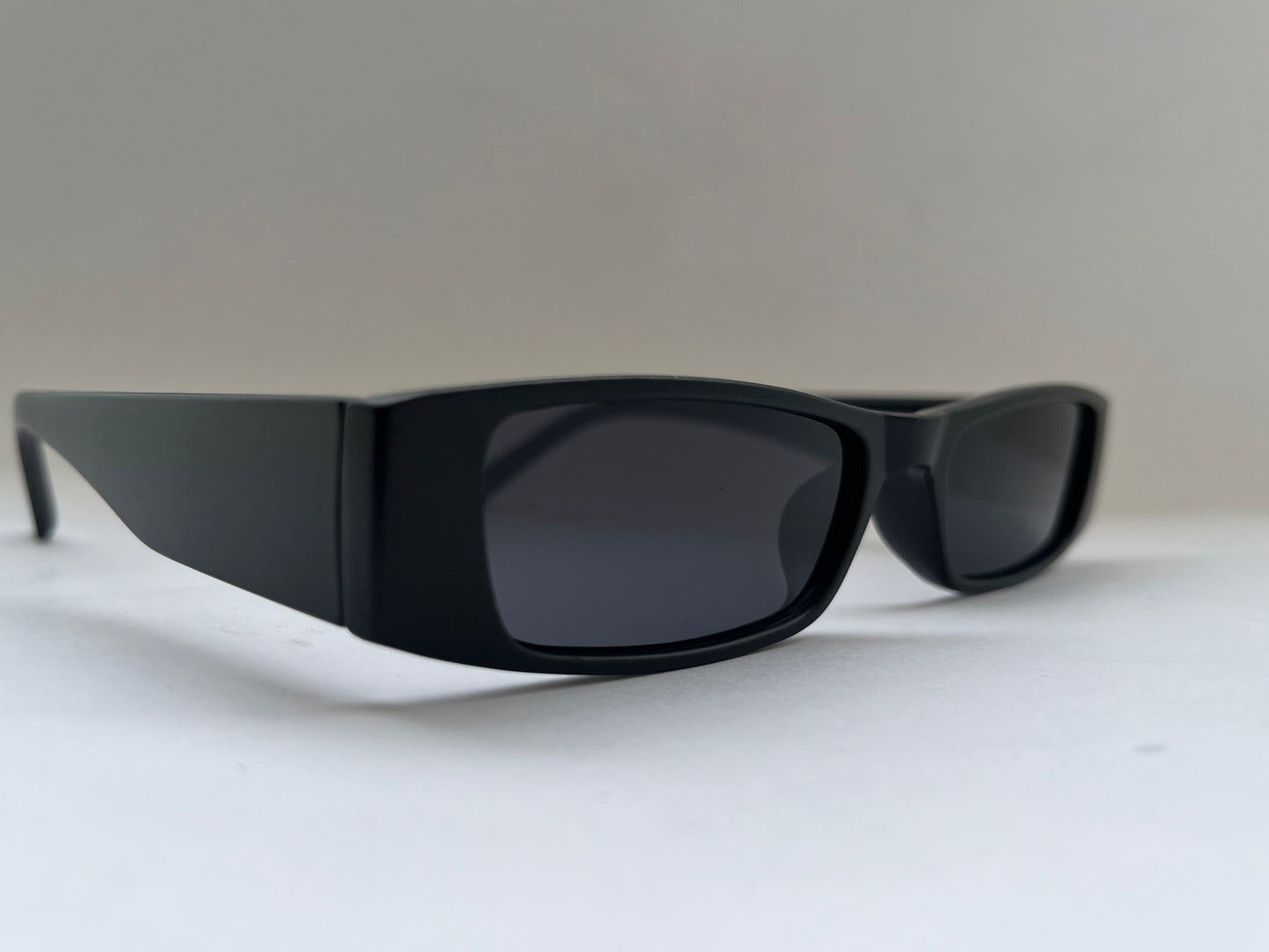 SHADOW BLACK MAXX SHADES