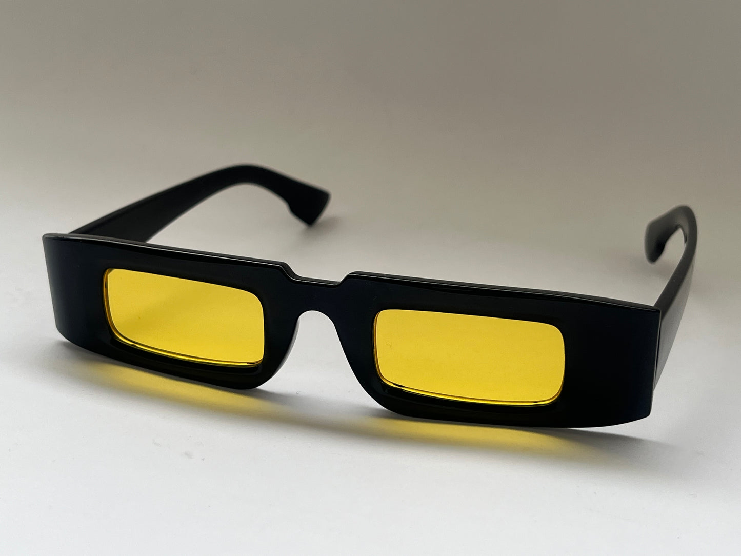 BLACK SPECTRUM YELLOW TINTED SHADES