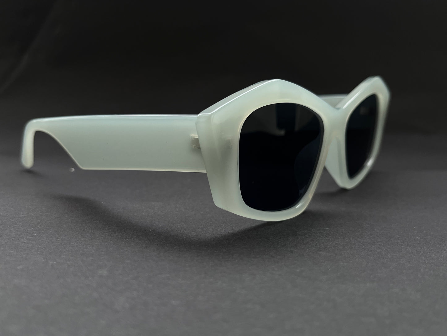 CLOUDSTORM GREY FUTURISTIC SHADES
