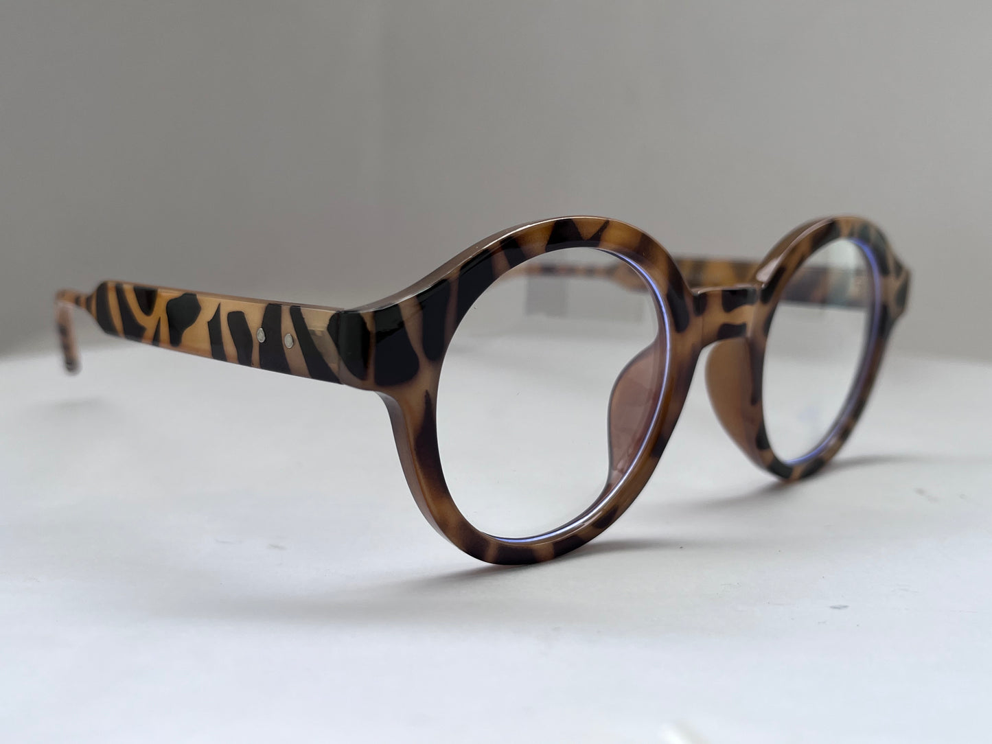 SAFARI CLEAR ROUND FRAMES