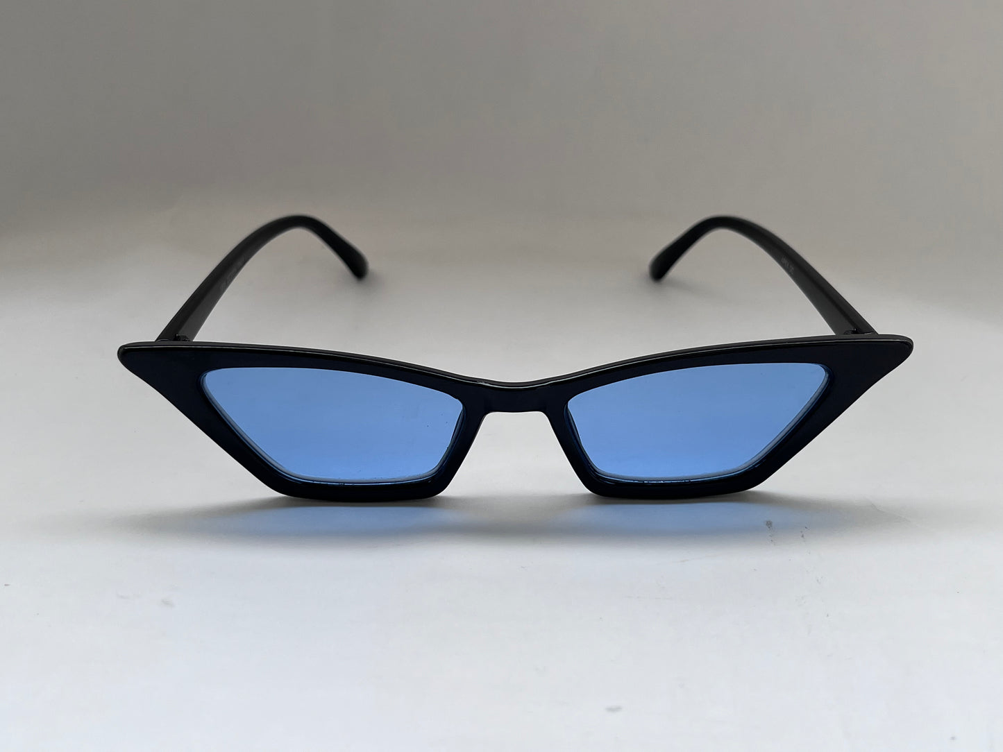 BLUE FOX SHARP EDGE SHADE