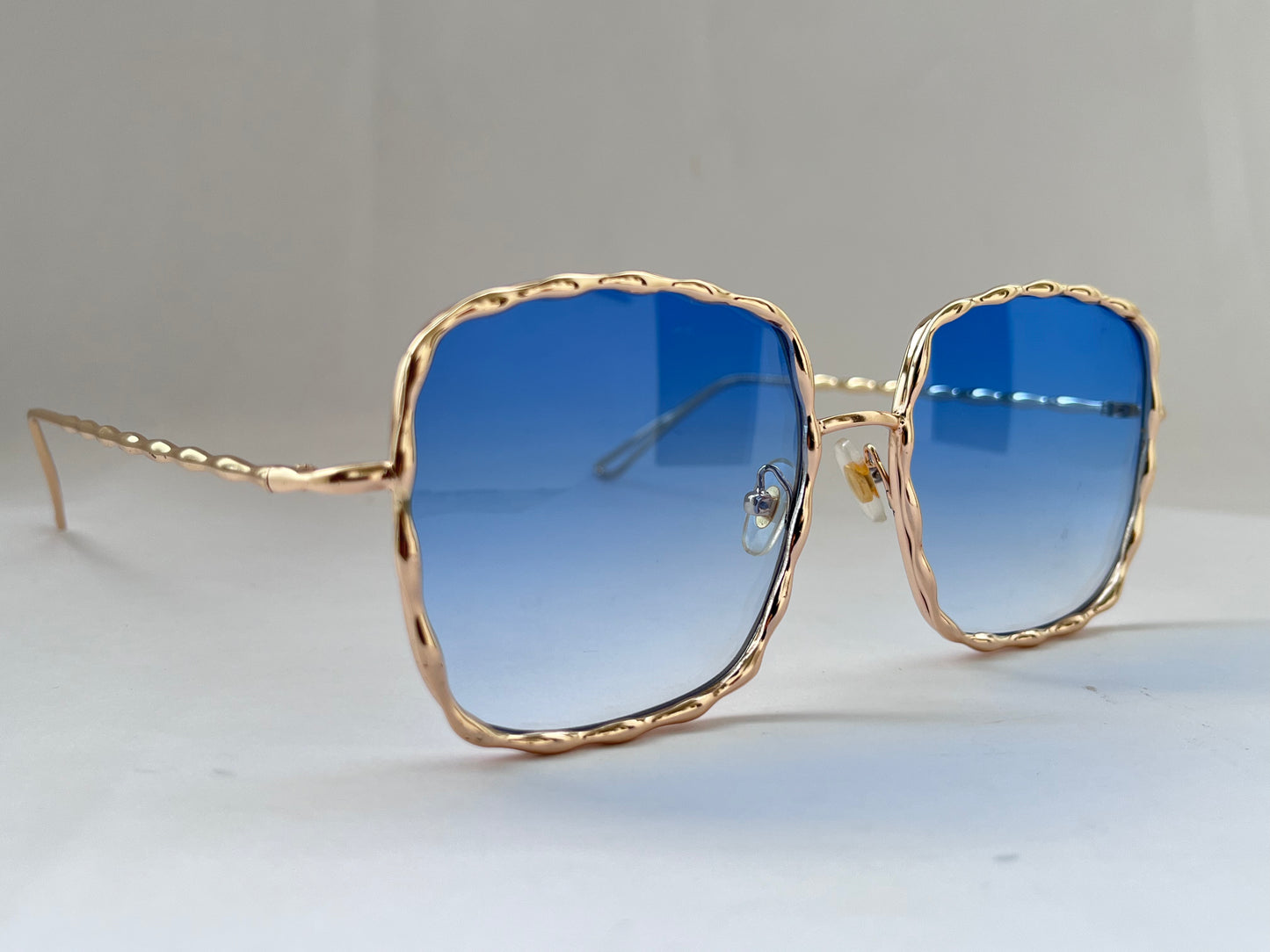 GOLDEN TWIST BLUE GRADIENT LUXE SHADES