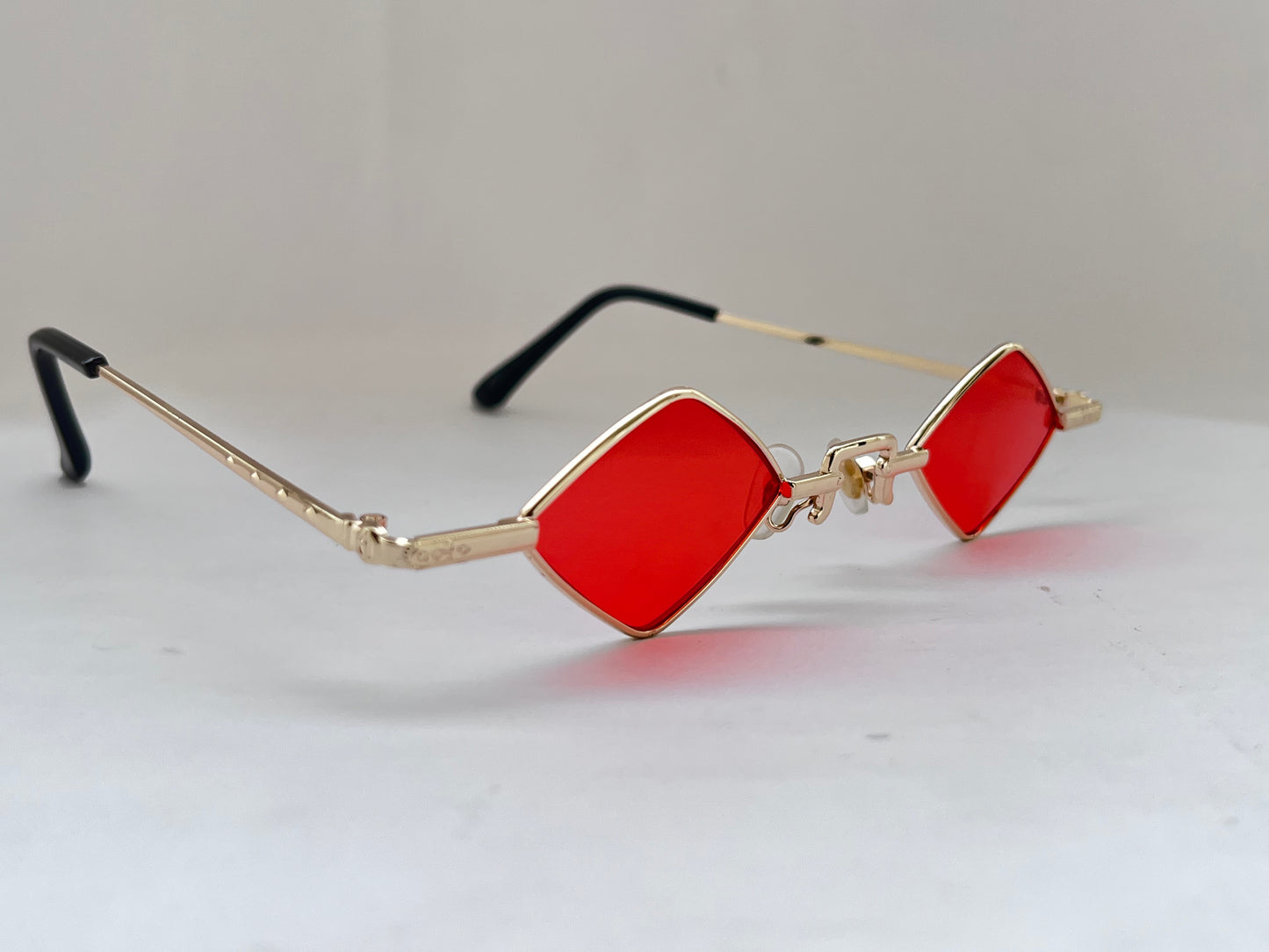 RED EYE MINI RHOMBUS PREMIUM SHADES