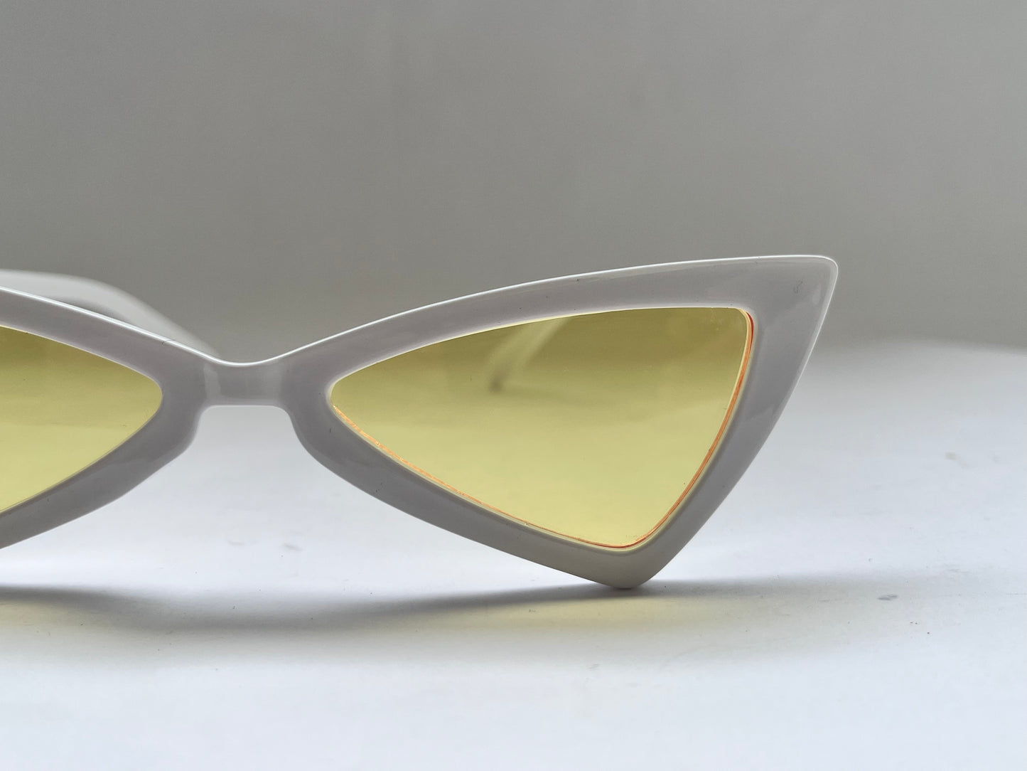 SUNSET TINTED YELLOW CAT-EYE SHADES