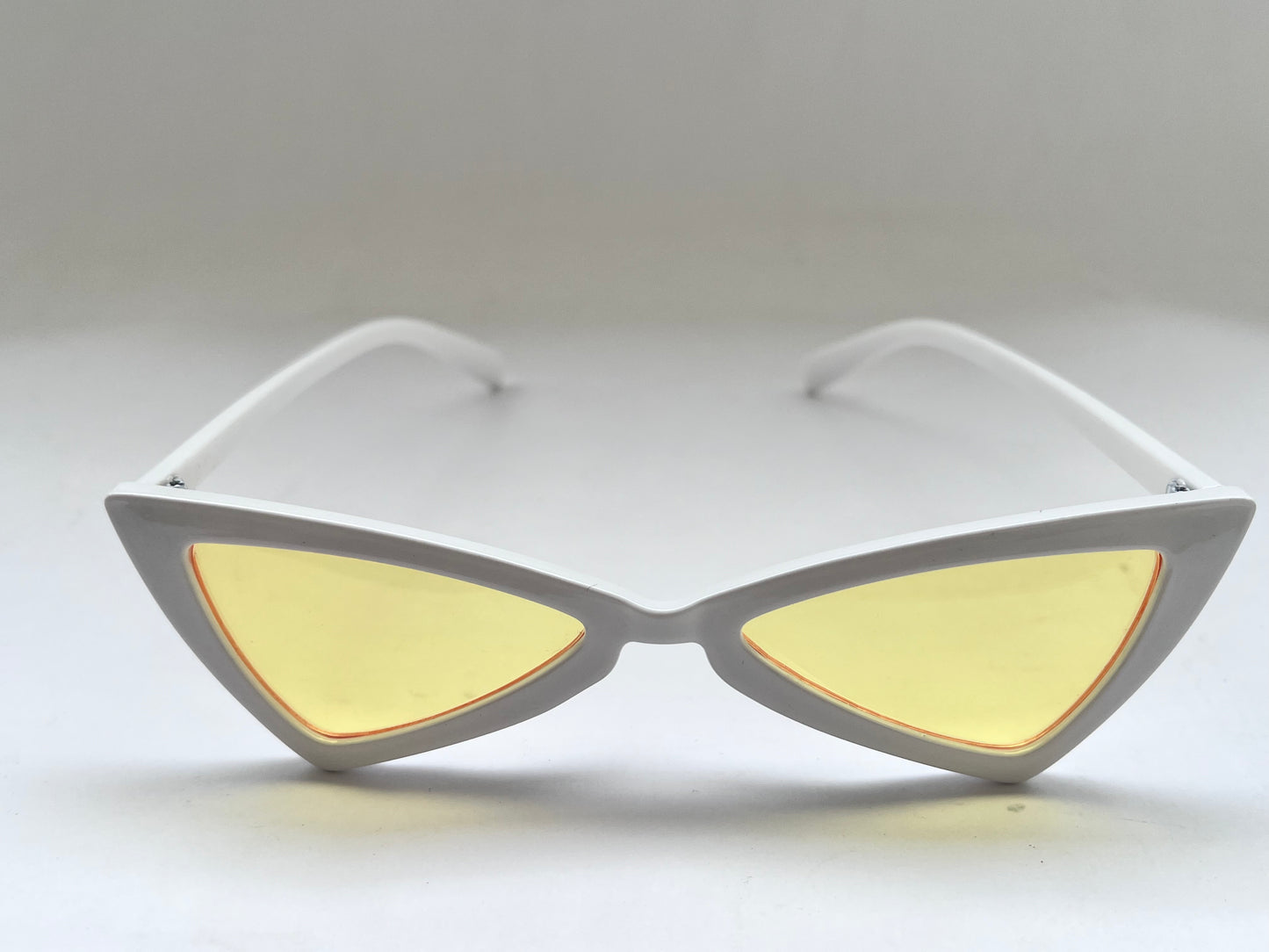 SUNSET TINTED YELLOW CAT-EYE SHADES