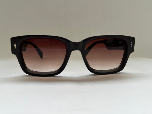 MATTE ECLIPSE STRETCHED SQUARE SHADES