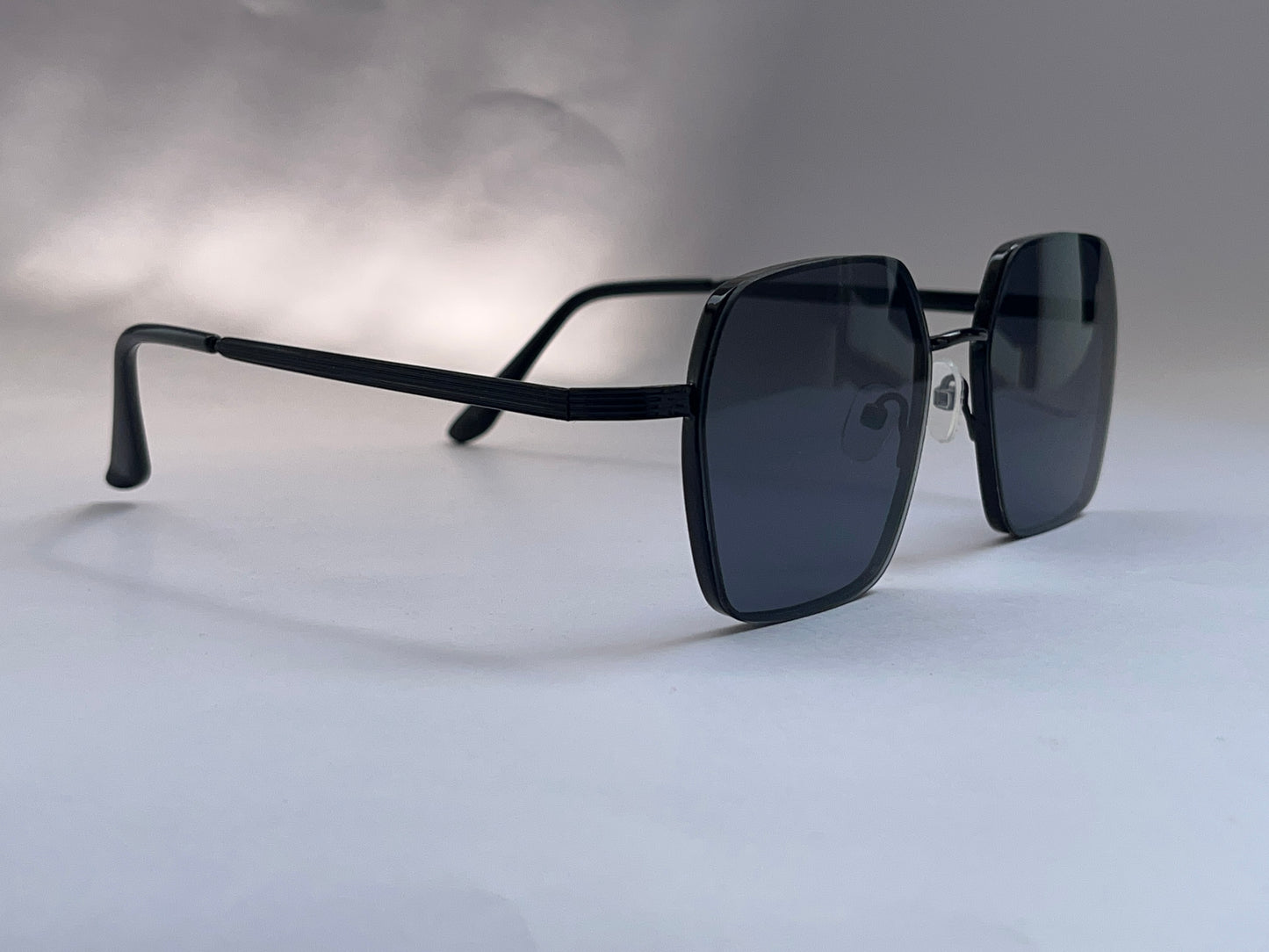 BLACK CLASSIC UNISEX SQUARE SUNGLASSES