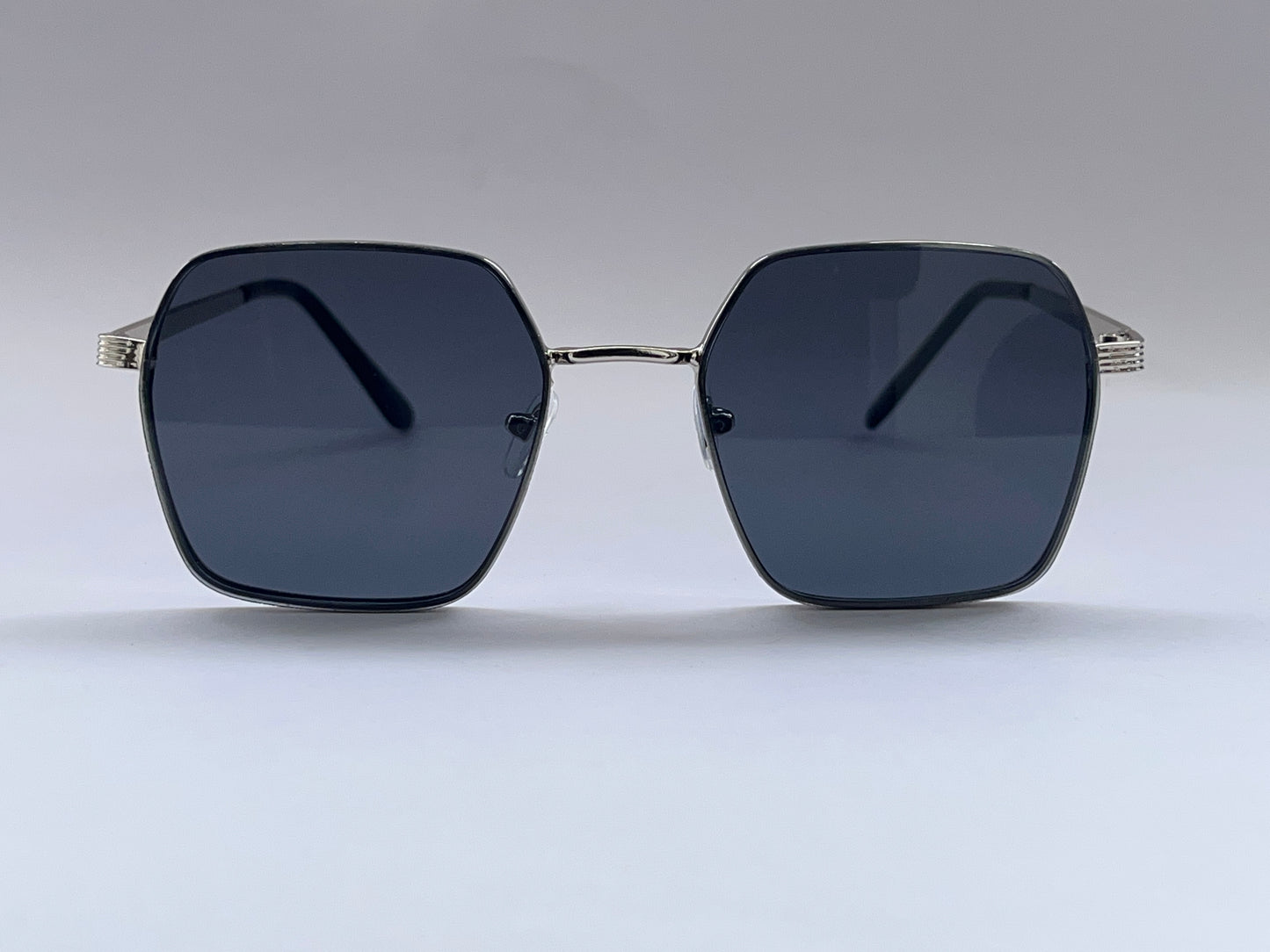 SILVER TRIM BLACK CLASSIC SUNGLASSES